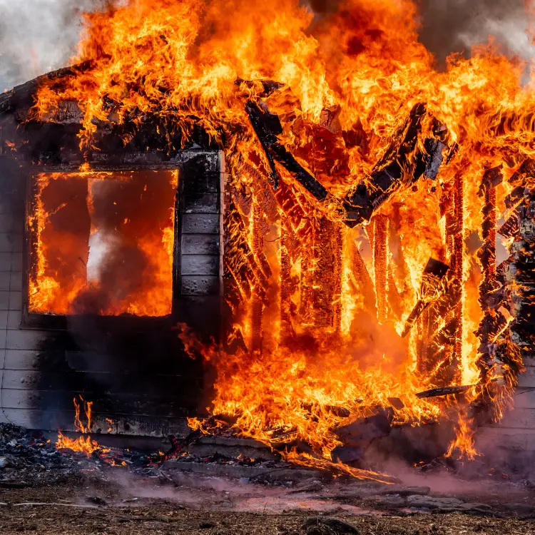 Dummit Fradin Arson Attorneys in Greensboro, NC house on fire 750×750